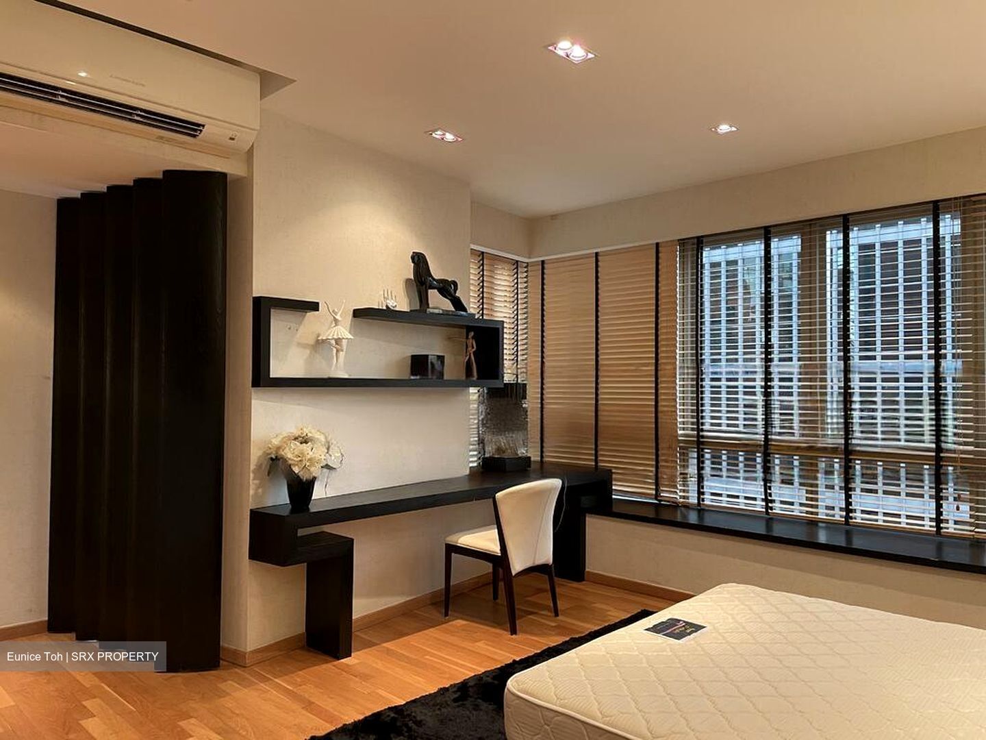 One Shenton (D1), Apartment #555054321